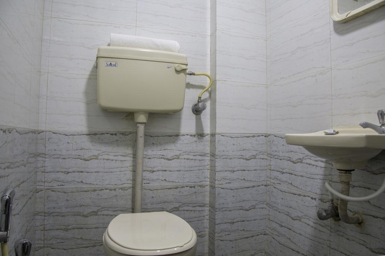 Relax Guest House 뭄바이 외부 사진